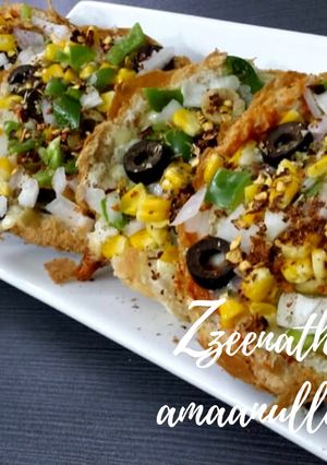 A picture of Pan Slice Bun Veg Pizza.