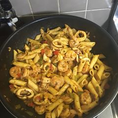 A picture of Seafood stir fry.