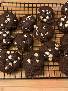 A picture of Inside Out Double Chocolate Chip Cake Cookies.