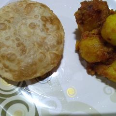 A picture of Shahi dum aaloo.