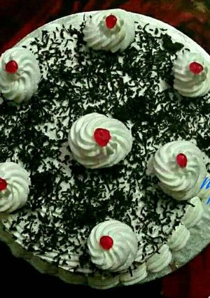 A picture of Eggless black forest cake.