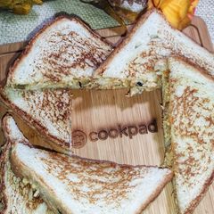 Chicken Egg Sandwich 🥪 A picture of Chicken Egg Sandwich 🥪.