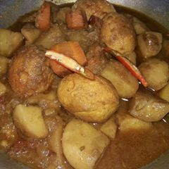 A picture of Egg curry.