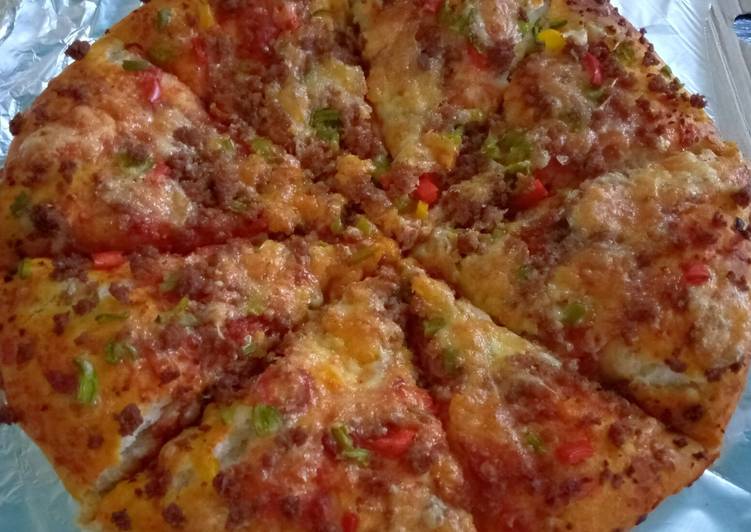 Recipe of Homemade Beef pizza