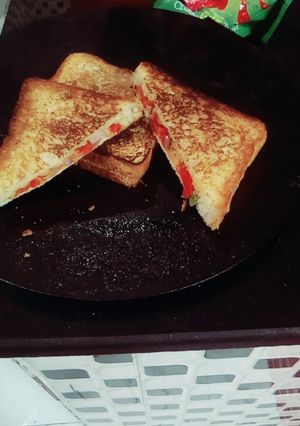 A picture of Veg Twa sendwich.