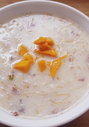 A picture of Coconut semaya kheer.