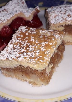 Almás, meggyes pite gluténmentesen recept fotója