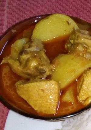 আলু চিকেন রান্না রেসিপির প্রধান ছবি