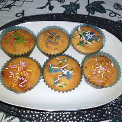 A picture of Arabic Cupcakes.