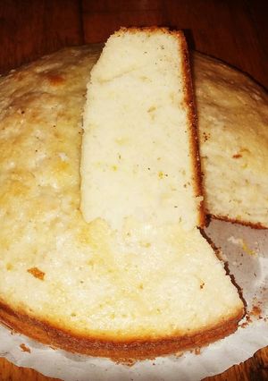 Una foto de Bizcochuelo de limón