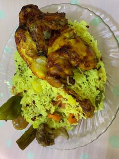 صورة لوصفة دجاج مقلي مع رز بالزرشك