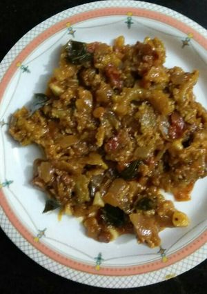 A picture of Bittergourd curry.