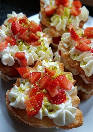 Easy Erdbeer Sahne Snack Rezepthauptbild