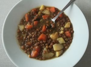 Foto principal de Lentejas con chirivía y alga kombu