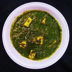 Palak paneer A picture of Palak paneer.