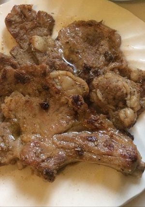 Hình của món Côte de veau nướng (cốt lết bê).