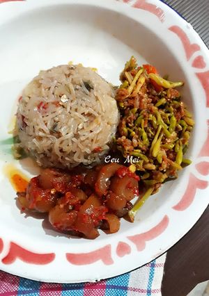 Foto resep Nasi Liwet Shirataki,Tumis Bunga Pepaya dan Sambal Kikil