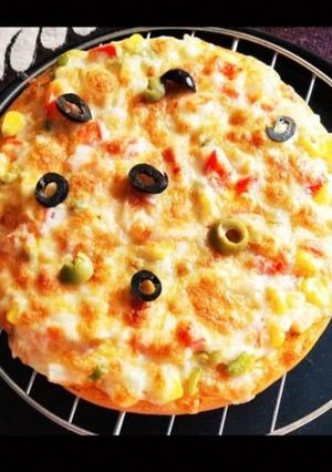 A picture of Extra cheese pizza hut pizza.