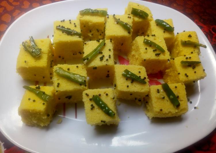 Steps to Prepare Perfect Instant Dhokla