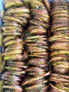 Una foto de Papas asadas al limón