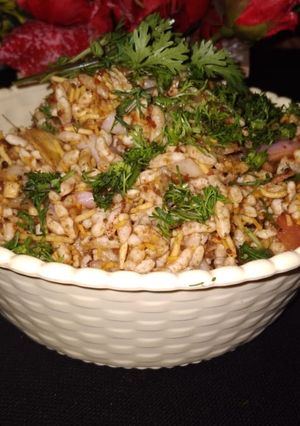 भेलपुरी (bhelpuri recipe in hindi) रेसिपी मुख्य फोटो