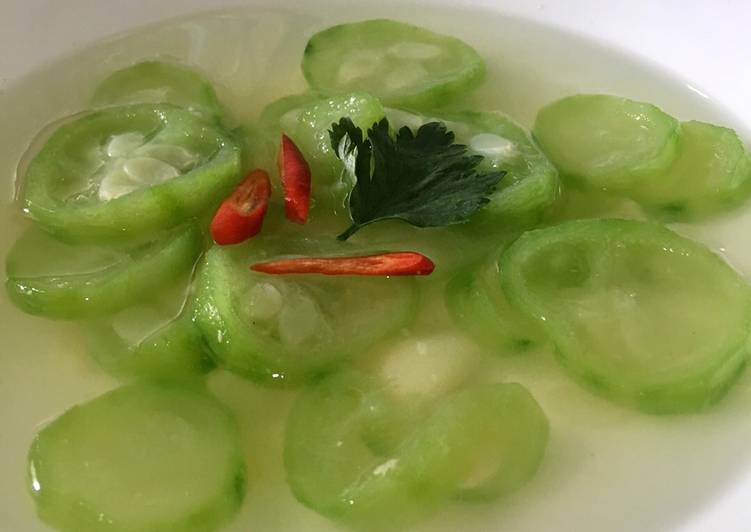 Resep Sayur Bening Gambas/Oyong yang Lezat