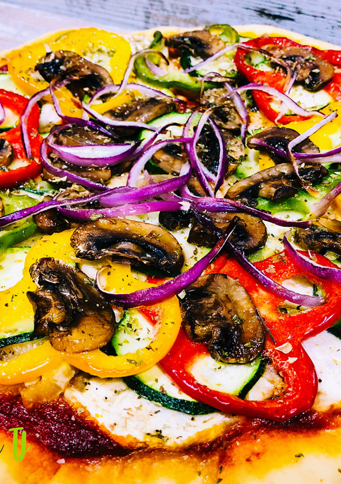 Una foto de Pizza de verduras