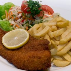 A picture of Wiener Schnitzel.