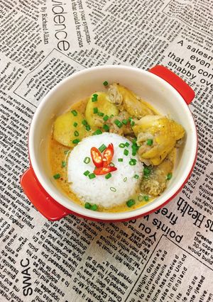 Hình của món Cơm Cari Gà Kiểu Thái.