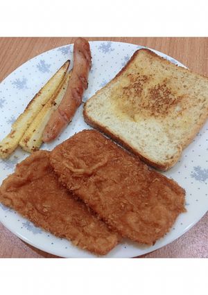 รูปของ มื้อเช้าติดสปีด🍞🥖🌽🐟