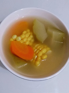 A picture of Chayote, 🌽 🥕 soup(Chinese).