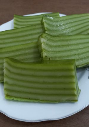 Foto resep Lapis Tepung Beras dengan pandan asli
