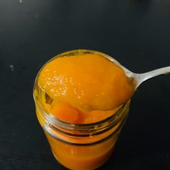 A picture of Homemade Papaya Jam.