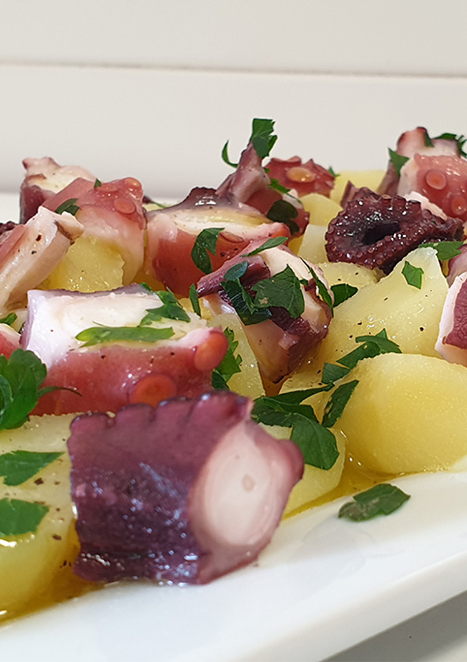 Una foto de Ensalada de pulpo y patata