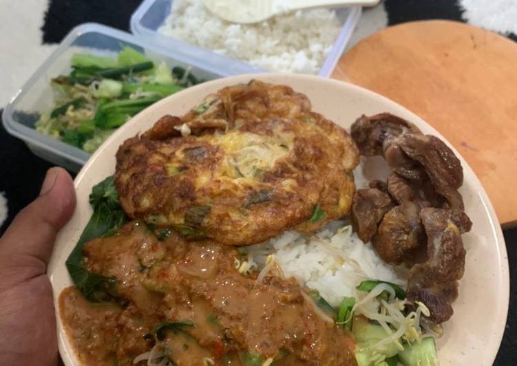 Bagaimana Membuat Pecel Madiun Sambal Homemade, Enak