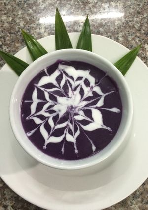 Hình của món Chè khoai tía.