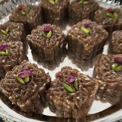 A picture of Steamed Ladoo.