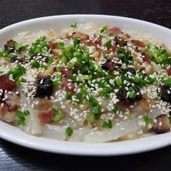 A picture of Chinese Turnip Cake Raddish Cake 蘿蔔糕.