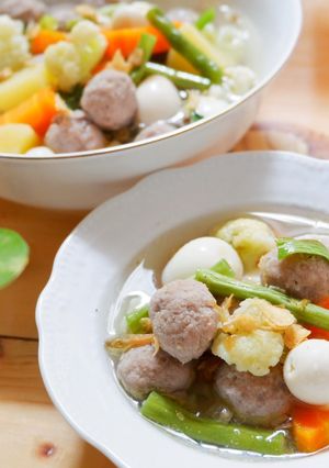 Foto resep Sop Bola Daging & Telor Puyuh
