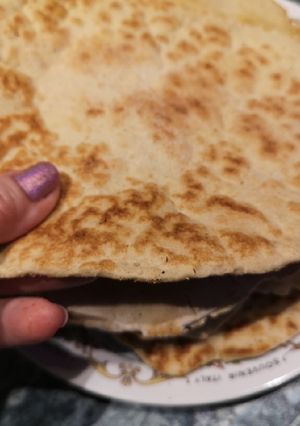 Lepénykenyér mindössze 3 összetevőből, élesztő nélkül recept fotója