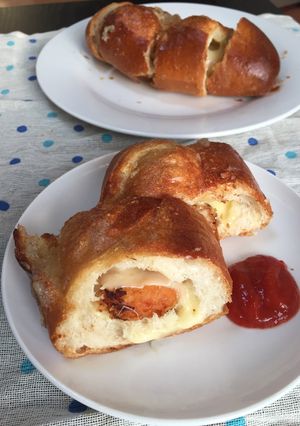 Foto resep Roti Isi Nugget Keju Praktis (Nugget Cheese Garlic Bread)