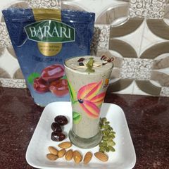 A picture of Oats Banana Smoothie.