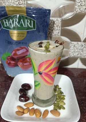 A picture of Oats Banana Smoothie.