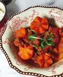 Bò Kho Với Cà Rốt & Củ Cải Trắng
