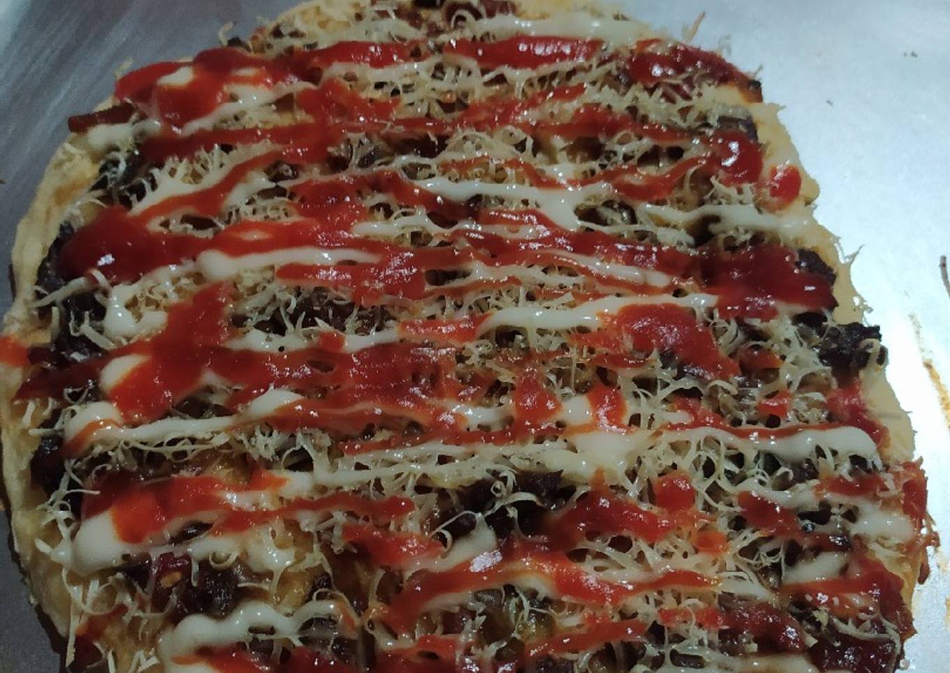 Pizza beef black pepper