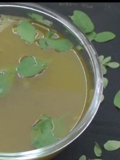 முருங்கை கீரை சூப்/ murungai keerai soup recipe in tamil செய்முறை முக்கிய புகைப்படம்