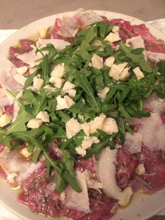 Una foto de Carpaccio de solomillo de ternera