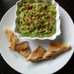 A picture of Guacomole.