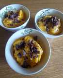Gelato al mango, latte di mandorla & scaglie di cioccolato fondente