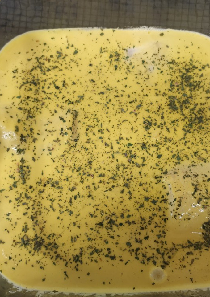Una foto de Filetes de merluza con salsa de puerros Thermomix